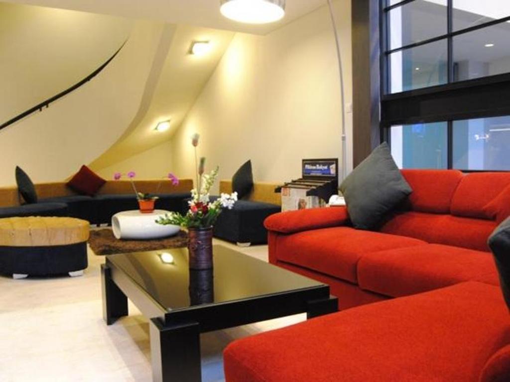 D'Best Hotel Pasar Baru Бандунг Екстериор снимка